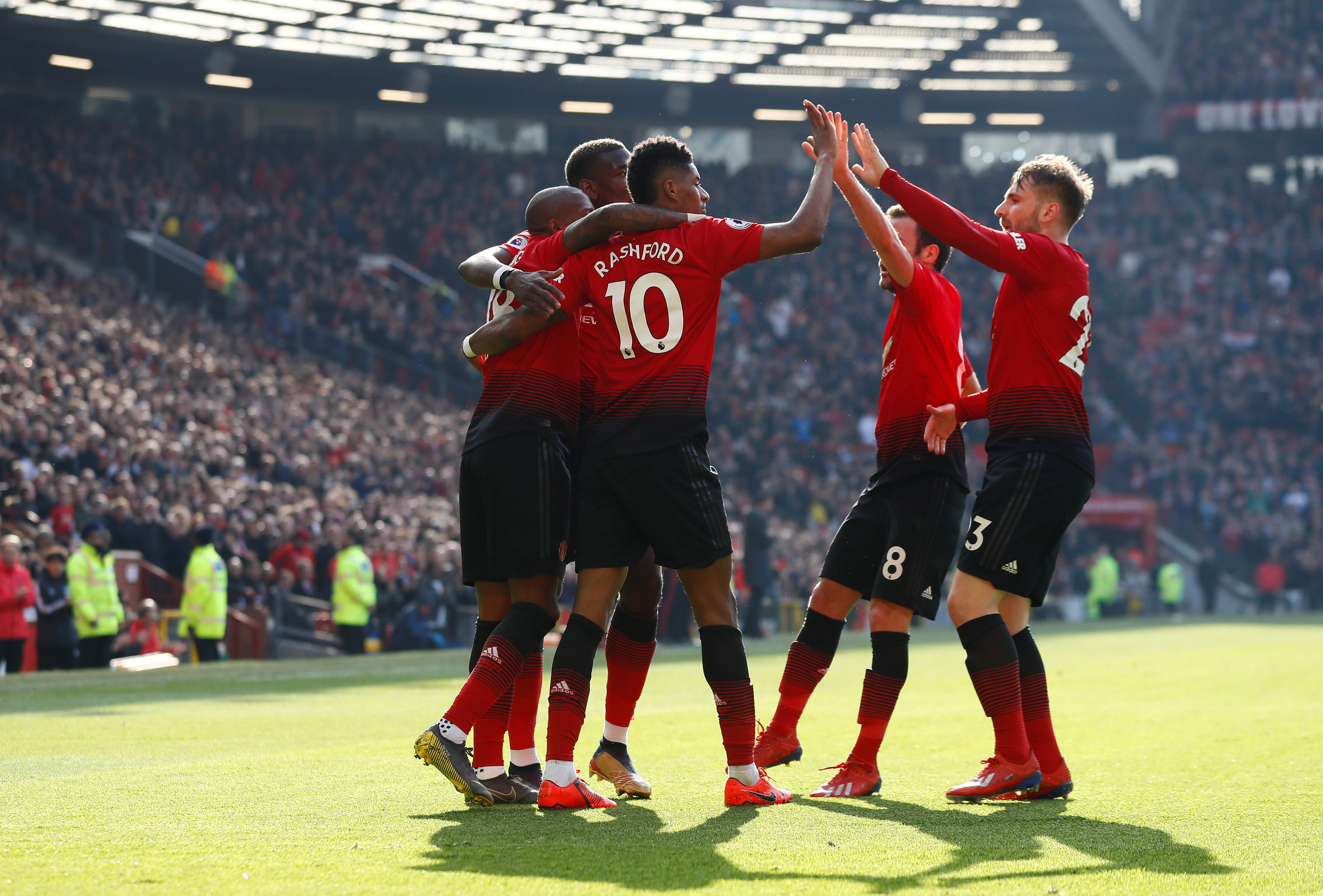 费内巴切在 费内巴切在